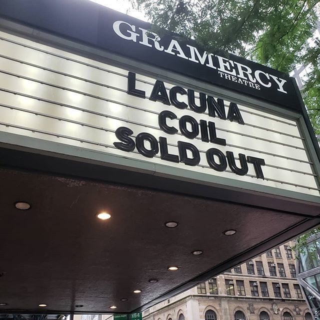 GhostCultMag's tweet photo. Tonight! Back at the @gramercytheatre for @lacunacoilofficial's sold-out 119 Show mini-tour! #lacunacoil #119show #retrospective #careerspanning  #newalbumsoon #blackanima #centurymedia #ghostcultmag https://t.co/y6Y2Z8tmBD https://t.co/GhvJLKk4tu