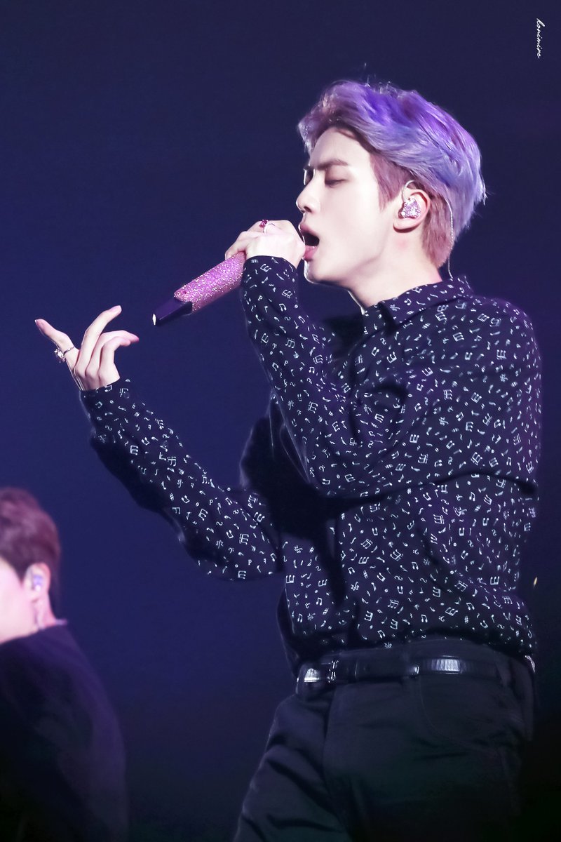 btsforever1207's tweet photo. 190623 머스터 매직샵 서울 Magic Shop HQ

#진 #JIN 
#이밤ByJin 
#TonightByJin 
#EPIPHANY50M
#MGMAVOTE #BTS　
#방탄소년단 @BTS_twt https://t.co/oSTp9H6Pkm