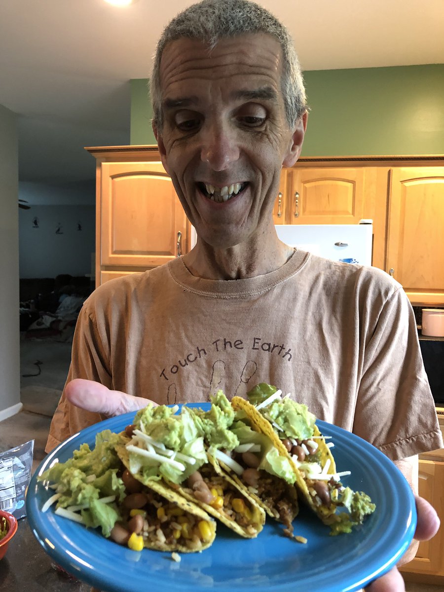 trail_is's tweet photo. After an enjoyable run, nothing better than having vegan ๐ฎ!! ๐ #lifeistrailrunning #runningfuel #recoverymeal #vegantacos #veganrunner #vegantrailrunner #plantbasedrunner #veganathletes #instavegans https://t.co/KXwVZBW9a3