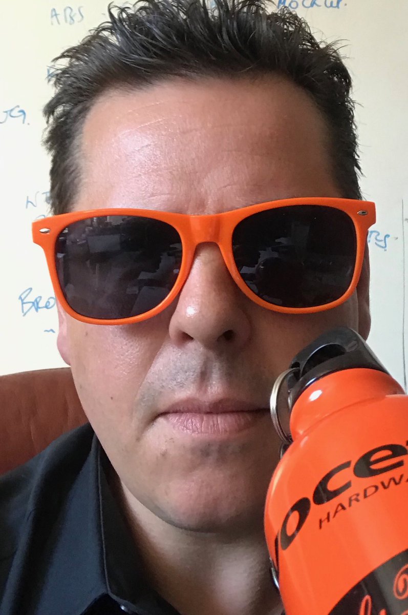 avocetabs's tweet photo. It’s a wee bit warm!!! https://t.co/wErbtcCQj6