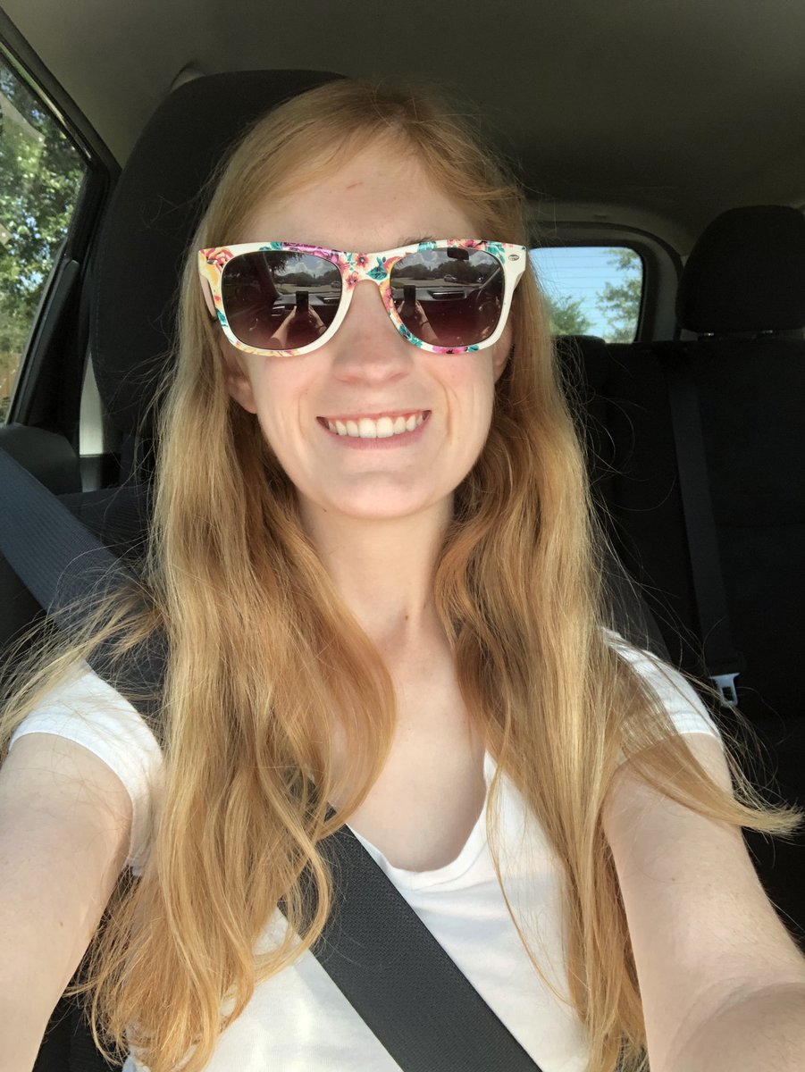 PaigeSm54845287's tweet photo. Enjoying the sunshine. @Sarah_Fox_says @sccs1939 @claudiacavazos #sccs2019 #movethatmountain https://t.co/rV0pUFNYZ5