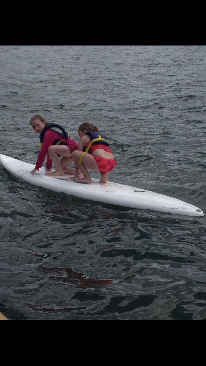 blythelia3505's tweet image. @DoleTweets when the kids are on school vacation we as a family spend lots of time in the sunshine and go paddle boarding #NoWorryTraditions #comtest