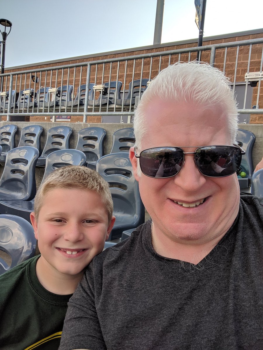 davinwv's tweet photo. Go Moonshiners! #flyckb #wvblackbears https://t.co/skdC4vbfCn