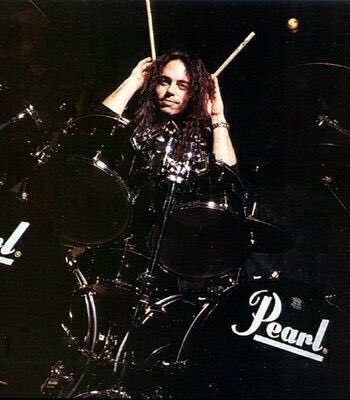 Happy birthday to my favorite greaseball mr nick menza i love u dummy   