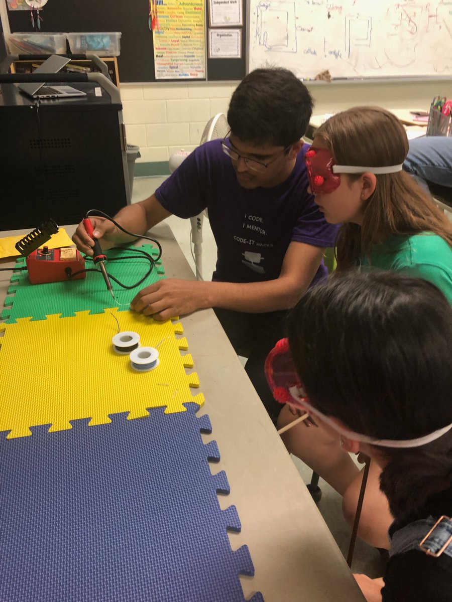 codeithacks's tweet photo. Ever wish you could go to Hogwarts? 
Our campers got the chance during our Harry Potter STEM camp! 
An amazing experience coding their personal sorting hats and creating their wands!
#harrypotter #STEMeducation #engineering #SummerCamp https://t.co/yIhOFrQXdJ