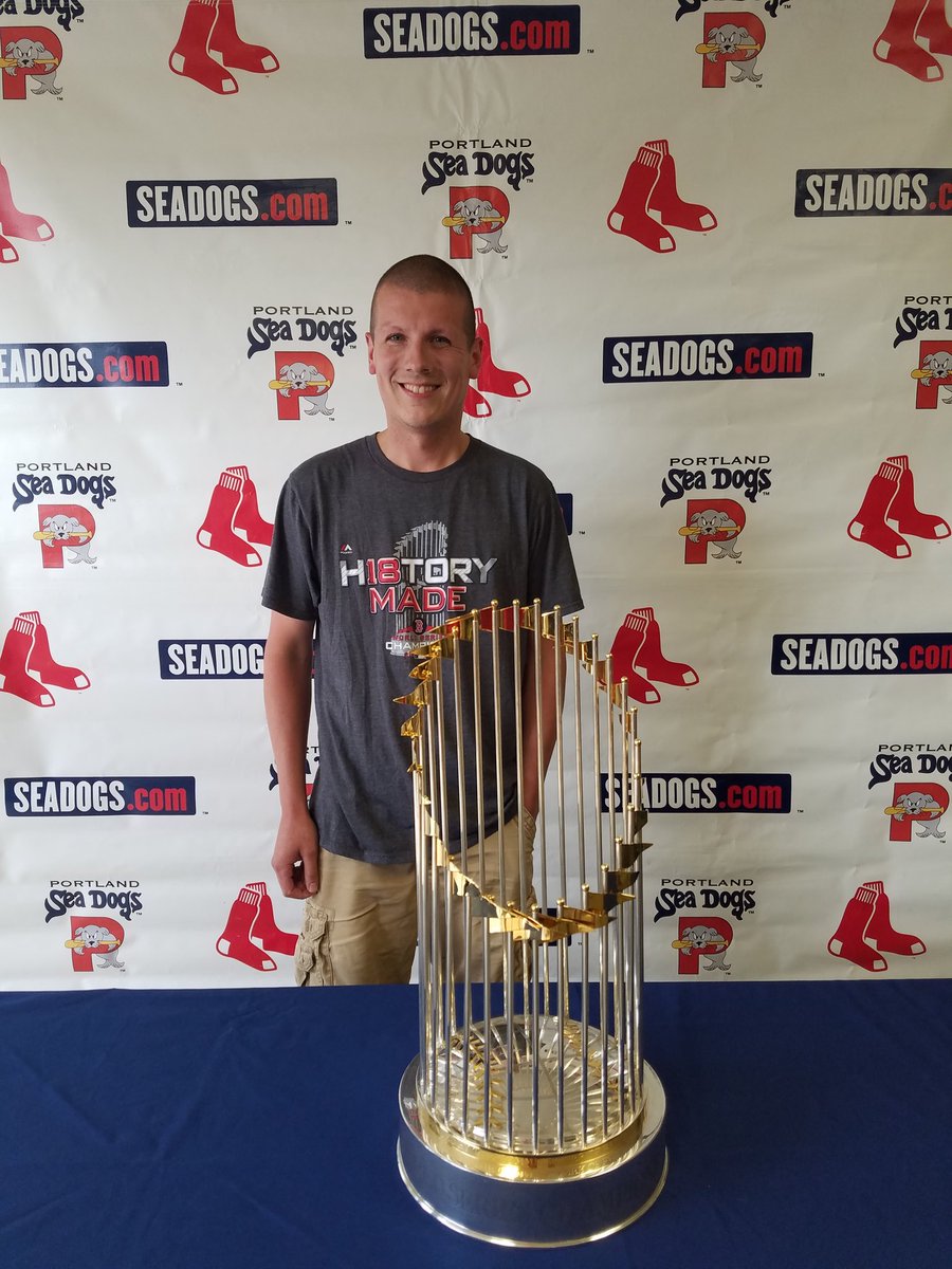 JeremyMundee's tweet photo. @RedSox  My favorite Silver and Gold showed up in Maine today!!! #damagedone #2018worldserieschamps https://t.co/hvfgHN1YRG
