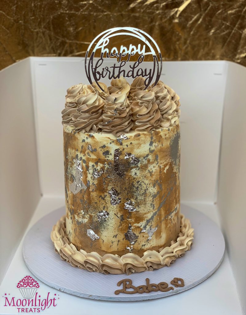 MoonlightTreats's tweet photo. How beautiful are these 6inch Cakes?😍🥰 Kindly Retweet my customers are on your timeline 💞💞 https://t.co/neMTbjwn4p