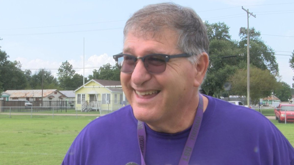 JacquesDoucet's tweet photo. Tonight at 6 pm &amp; 10 pm on @WAFB9Sports Sportsline Summer Camp - we cross the Sunshine Bridge to Donaldsonville for a visit with the Ascension Catholic Bulldogs and new head coach Benny Saia. https://t.co/z1wjf2FlgK