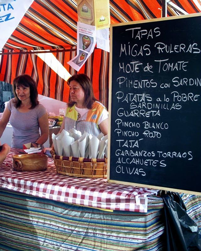 TIRIEZ AL FRESCO 2019.
La gastronomía es uno de los elementos de nuestra cultura inmaterial más presente en la vida cotidiana. A la vez, nuestros productos y elaboraciones, nos caracterizan como pueblo.
 Por ello en las Jornadas de dinamización del Museo… ift.tt/2YdlbAA