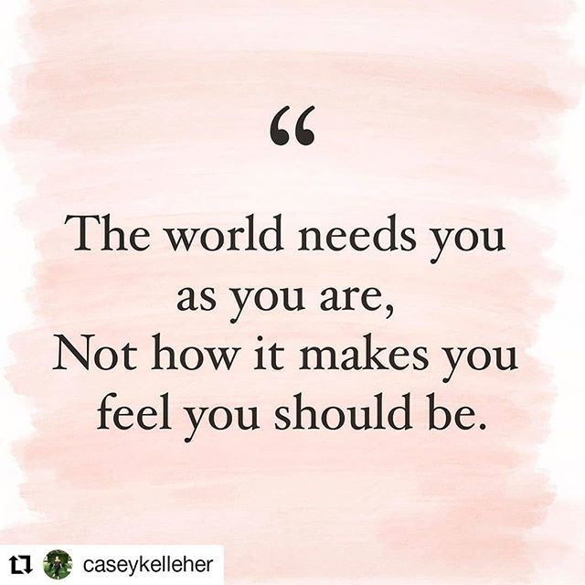 JonCazCole's tweet photo. #inspirational #lifequote Totally love this. Thank you for sharing, @caseykelleher🌷

#lovebooks ❤️📚 #alwaysreading #inspirational 
#bitsaboutbooks #writingcommunity #editor #proofreader #socialmediaconsultant #brandadvisor #publishing, #editing &amp; #pu… https://t.co/jrBvAR7uae https://t.co/UGvKHhwCO9