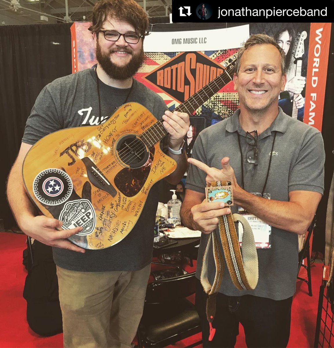 OMGMusicLLC's tweet photo. Great pic guys!
.
.
.
.
#henryhellermusic #guitarstrap #musicians #henryheller #shoplocal #guitarstraps #bassguitar #electricguitar #acousticguitar #henryhellerstraps #madeinusa #summernamm #musiccity #nashville #whatwouldbrettdo #whereintheworldisbrettmarcus https://t.co/hDvN7ZVnRx