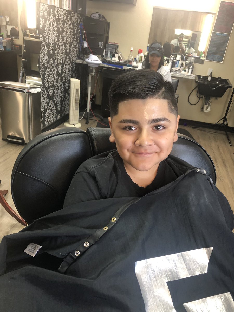 ZutadoH's tweet image. 🏁Blended💈taper-fade‼️ @Barbershopconne @AndisCompany #andisclippers #andismasters #andisguards #andist-outliners #texasBarber