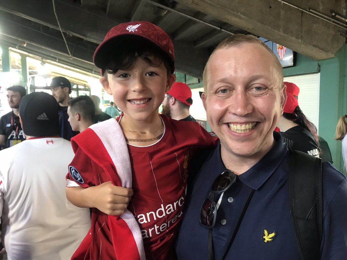 erinquinny's tweet photo. When you finally meet the face behind the voice that you listen to everyday on the way to camp and school! @TheRedmenTV #mindblown #podcast #lfc #LFCPreSeason #FenwayPark https://t.co/Eqk8wBI4NB