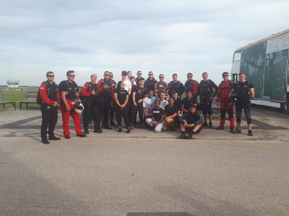 197FelthamFusiliersACF tweet media