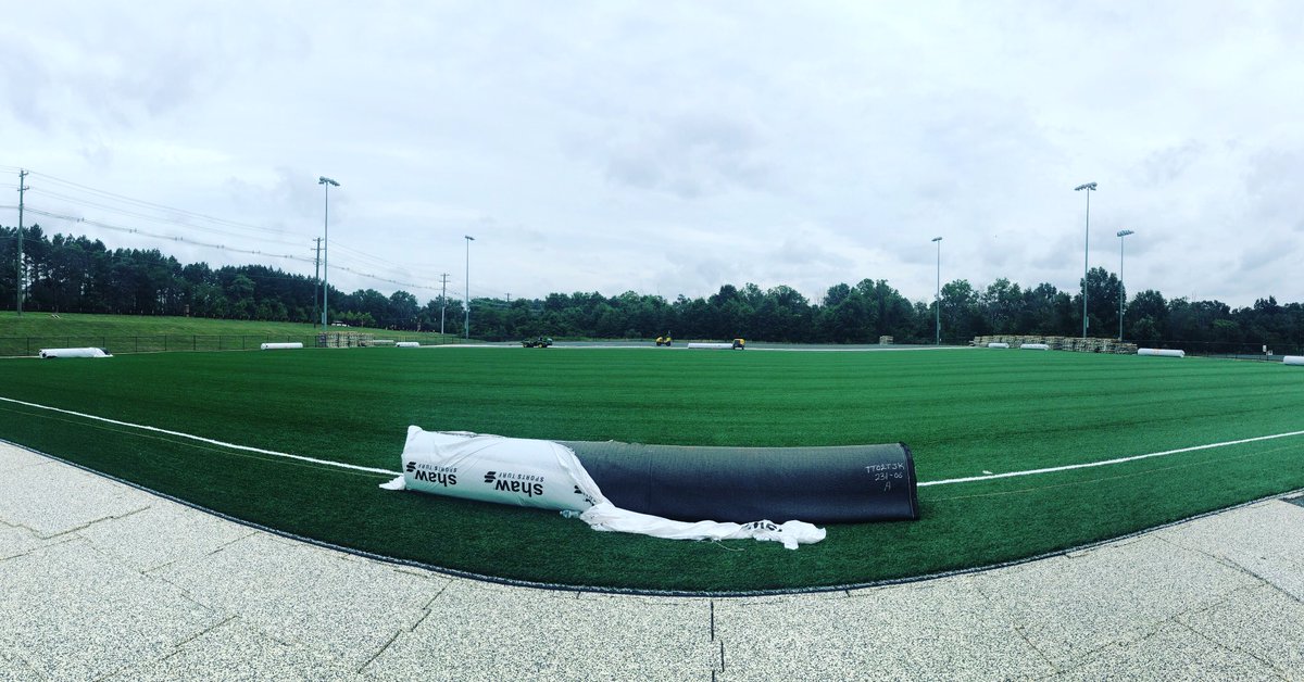 SoccerVSA's tweet photo. New look who dis? 😎

#Field7 https://t.co/Kj02AxvOKK