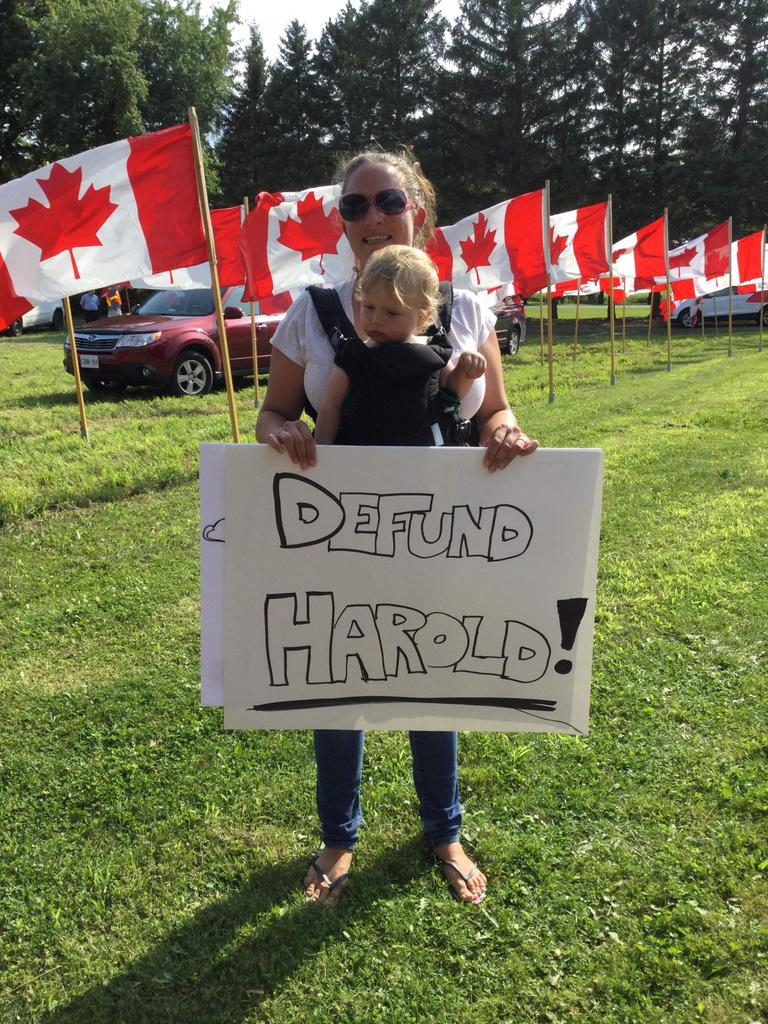 asimplehandmaid's tweet photo. How does defunding abortion make sense? It doesn't. It only puts women and girls at risk. #wewillnotbesilenced #handmaidslocal #albrechtmustgo #canpoli #abortionishealthcare https://t.co/y0gjbTXHRr