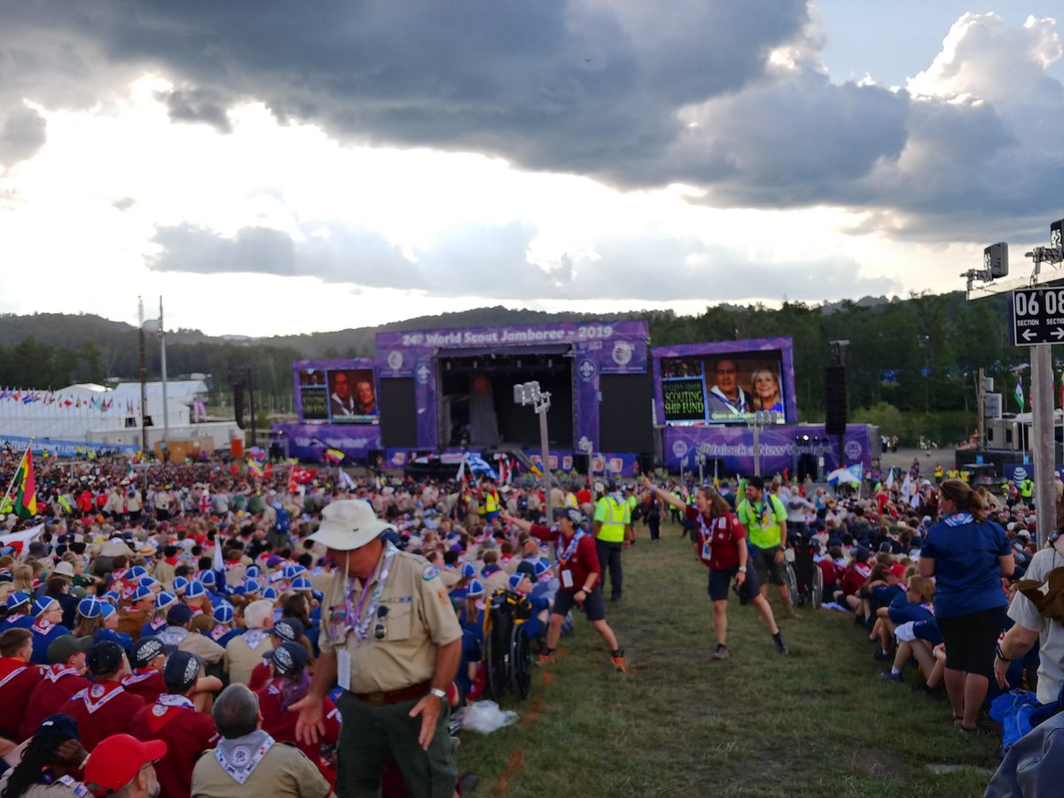 ScouterDerek's tweet image. Heading to opening ceremony... can't wait for it to start!@1stBolton @ohmygardenia @WJ2019Canada