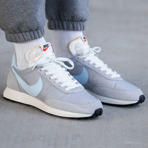 nike air tailwind wolf grey