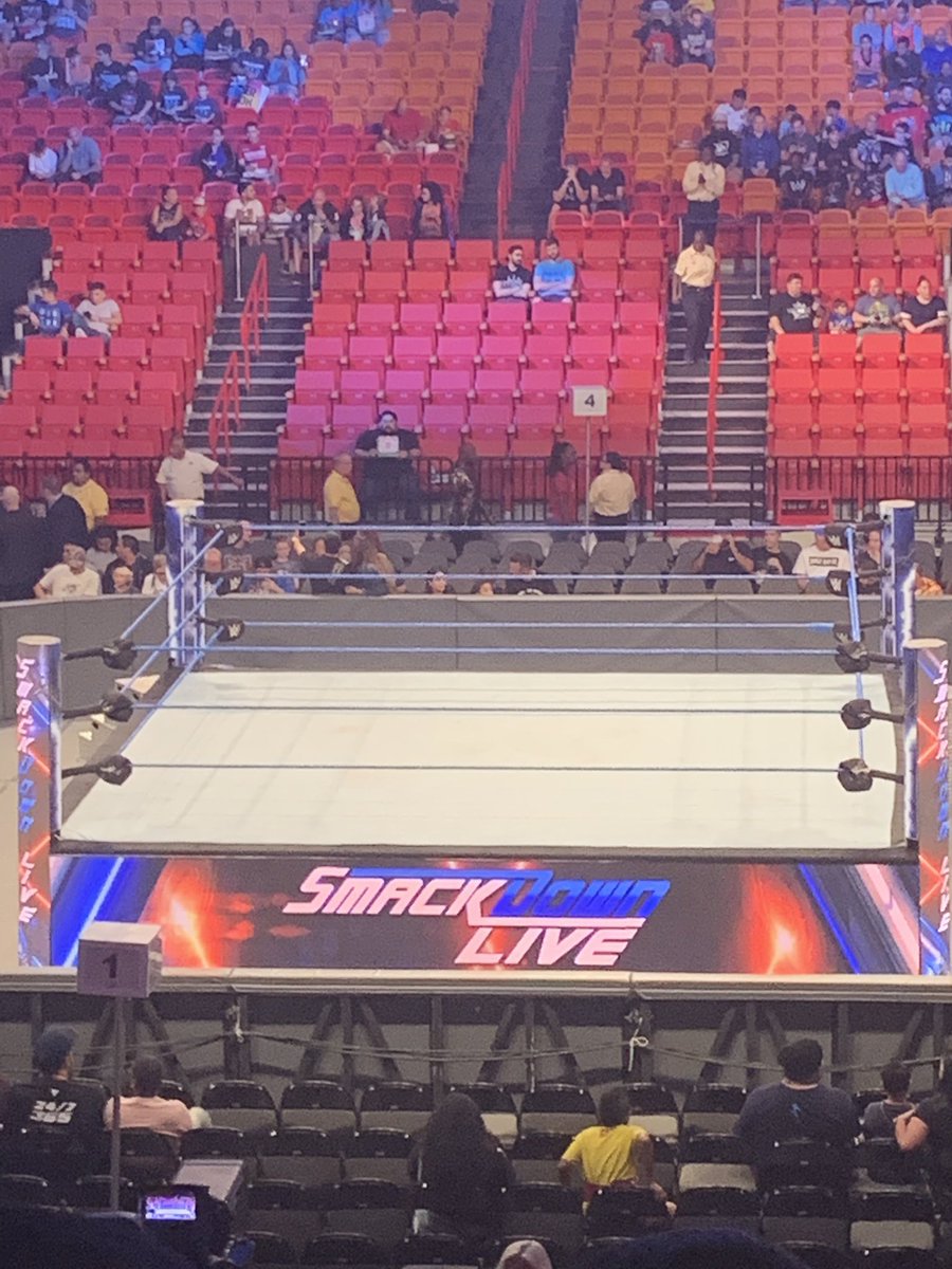 JoshIsenberg4's tweet image. Thank you KA. 🤘🏼#SDLive