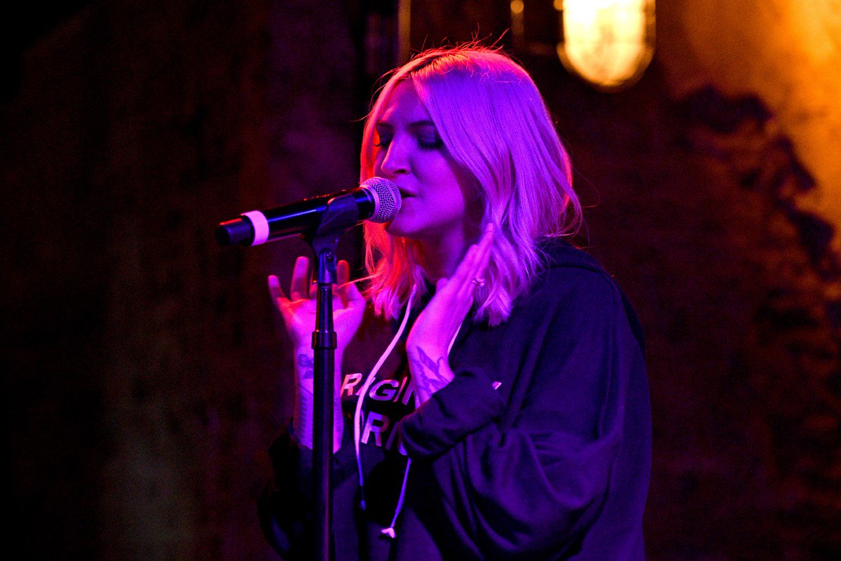 JMichaelsHQ's tweet photo. "I was going through a really bad breakup and the person that I was involved with had posted a song about how he’d wish he'd never met me, and it was really brutal! [..] And I was just like I really gotta stop falling for boys" 

-@juliamichaels to @TheLadyGang on #FallingForBoys https://t.co/kIiBz2zl81