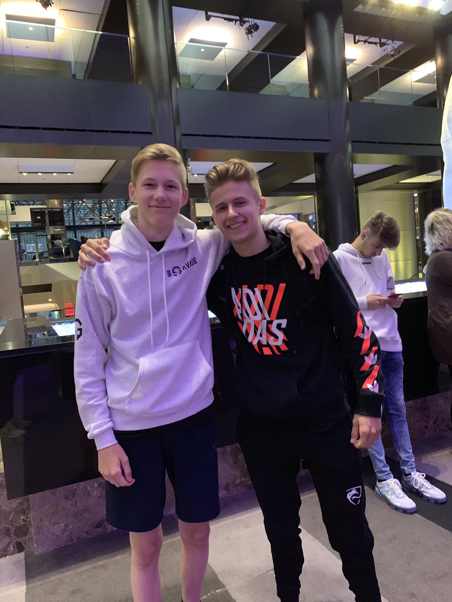 MrSavage's tweet photo. The legend himself @Smellfuhny https://t.co/nCH9ZTBoYJ