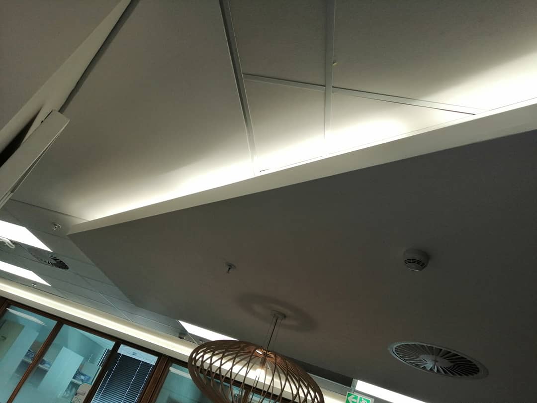 Iqola Ceiling Works Design past Few years in Rosebank, Still Stable & looking Good.. #design #Ceilingsystems  #designlife #ceilingdesign #ceilingdesigns #drywalling  #drywallers #bulkheadfittings  #drywalljob  #drywallrepair #ceilingdetails #ceilingdecor #wedoingthemost