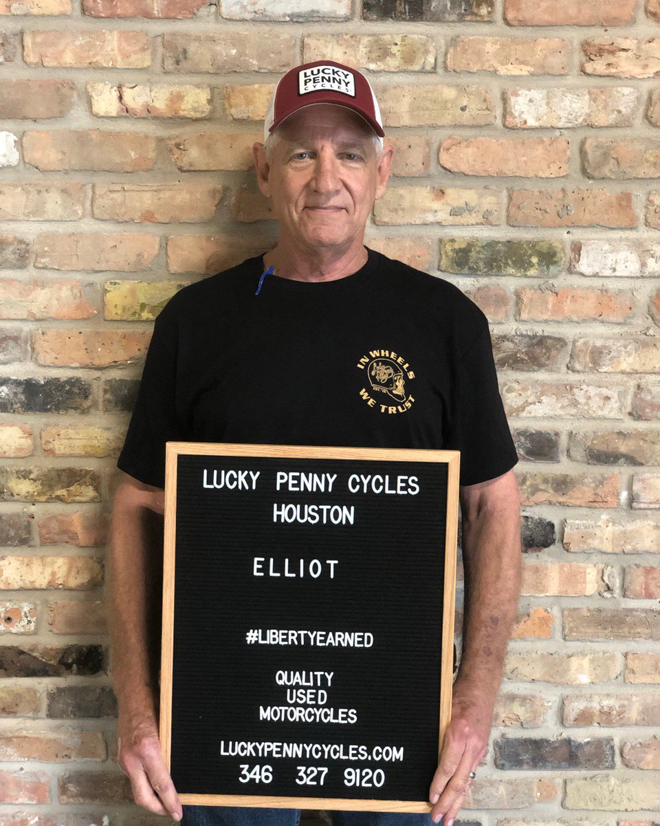 HoustonLpcn's tweet photo. Team Member of the Day
Today's is Intake Specialist Elliot.  I'm  a native Houstonian.  In 2014 I went to work in the motorcycle industry first as a salesman then in 2016 I assumed the responsibility of Delivery Specialist.  #LibertyEarned https://t.co/r0jsWFCx0t
