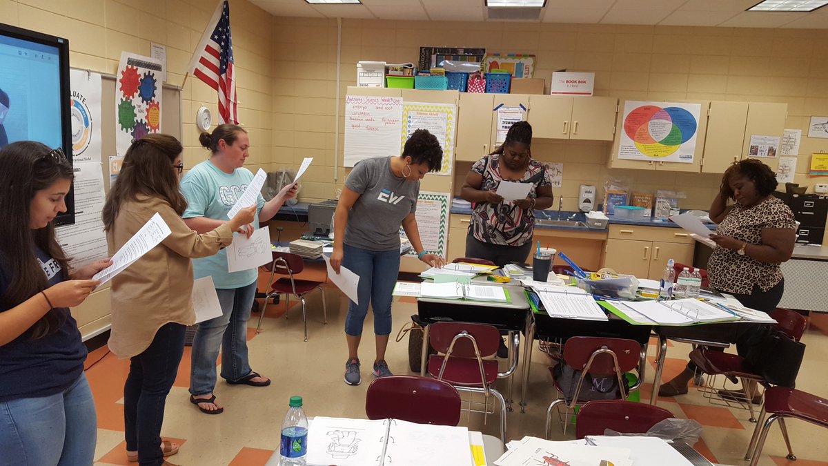 PowellsPowerKid's tweet photo. Loving the time we're spending preparing for our little scientists and engineers! @AMSTIUAB@amstiweb#AMSTIworks https://t.co/hGBaq14BRr