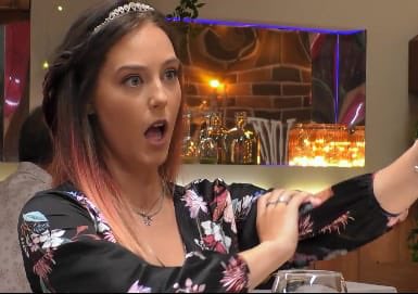 19nerea96's tweet photo. Buenas noches , apenas uso Twitter, si queréis saber de mi o tenéis dudas sobre Yeray me podéis encontrar en instagram @19nerea96 #FirstDatesSecondChances #FirstDates23J #FirstDates https://t.co/LGep6Y2Mim