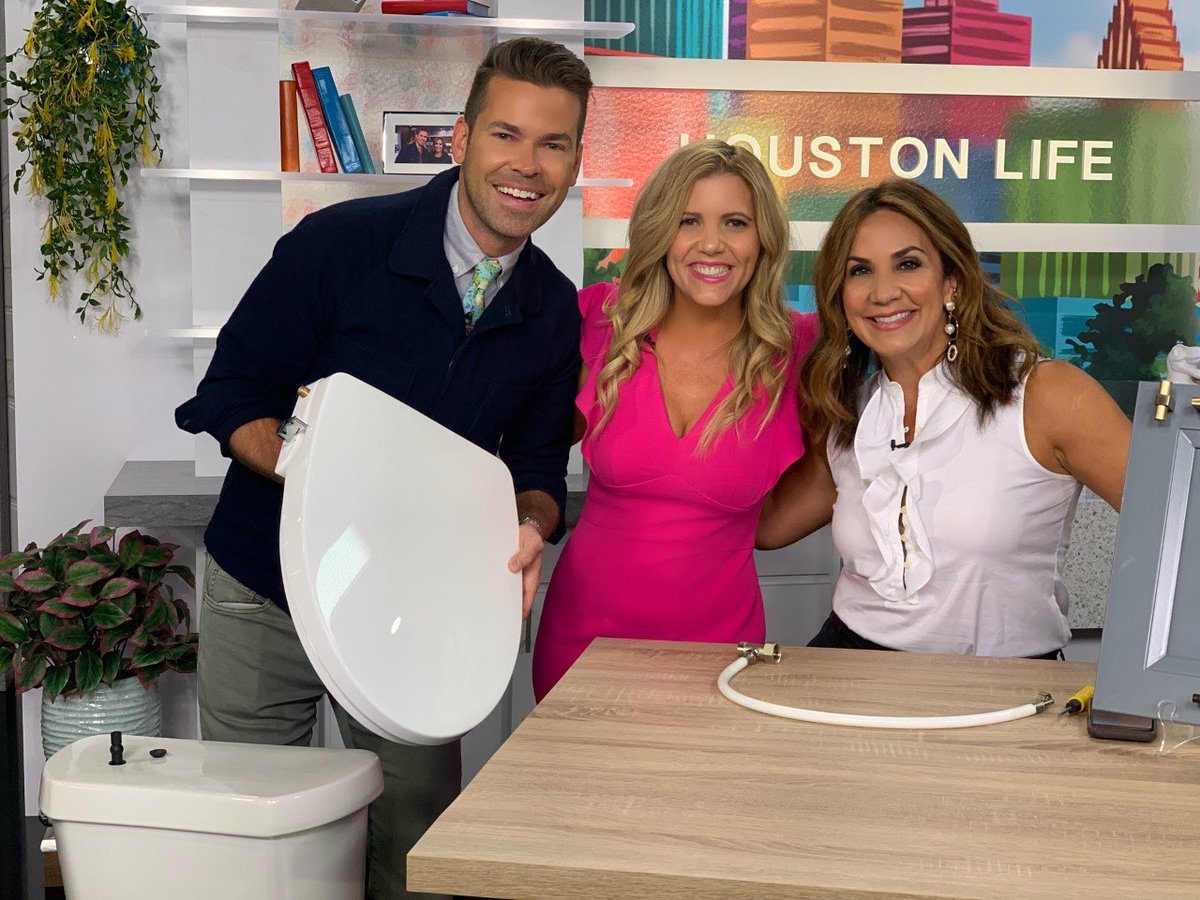 KathrynEmeryTV's tweet photo. Convert to a #bidet #toiletseat ... TRUST me. It's more hygienic & better for the #environment (less waste) WATCH @houstonlifetv and we will convince you (you'll have a good laugh too) https://t.co/JBYIgmrK0L #sustainability #bathroomupdates #toilet #toiletseat @BIOBIDET https://t.co/qvoDWNvuxw
