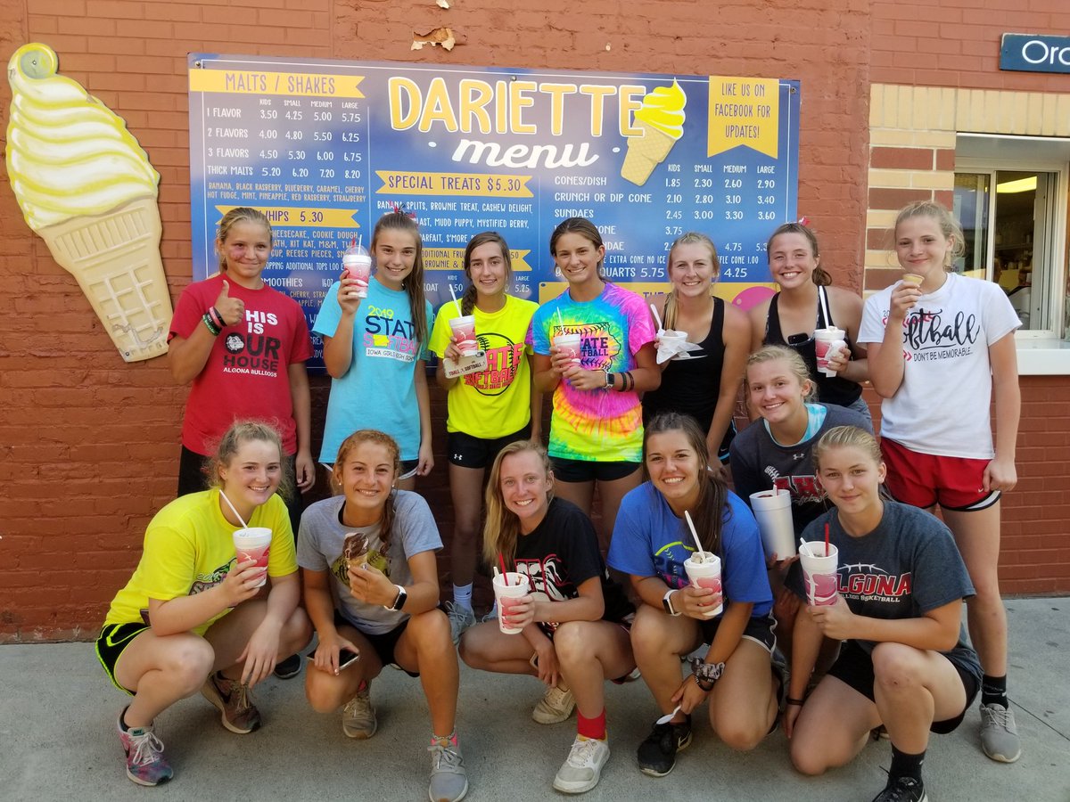 AlgonaSB's tweet photo. The Bulldogs finished their season and state campaign with a 5-4 win over Albia in a consolation game today. Shout out to the Dariette in Fort Dodge who treated us with ice cream after meeting us last night at supper!  #IGHSAU https://t.co/YpavRKThhA