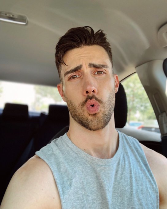 It&rsquo;s. So. Hot. 🥵 https://t.co/oX4wwsfWrO
