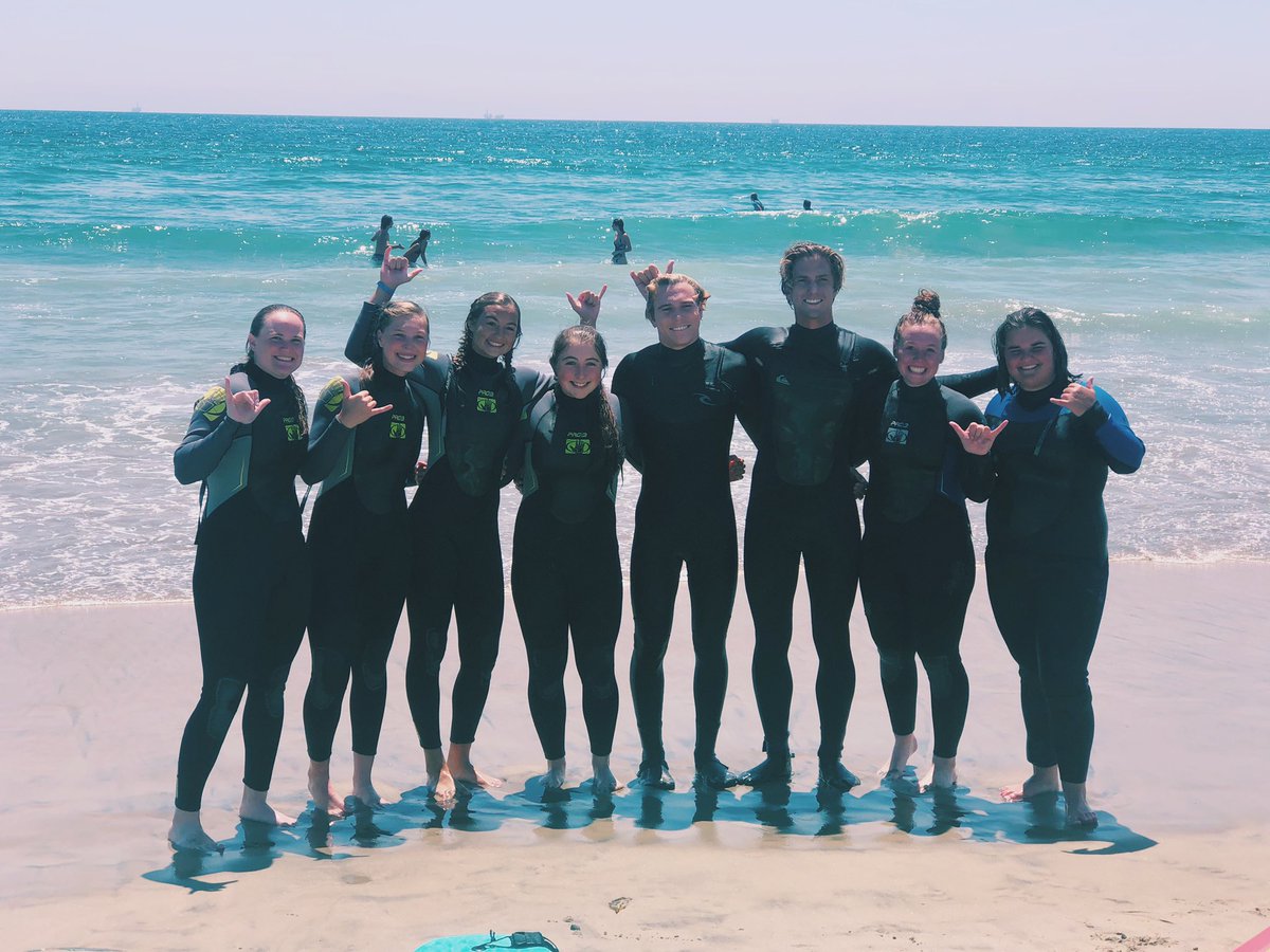 mb_cahalan's tweet photo. surfs up dude 🏄🏼♀️⭐️ #sickwaves https://t.co/3ka99Op11B