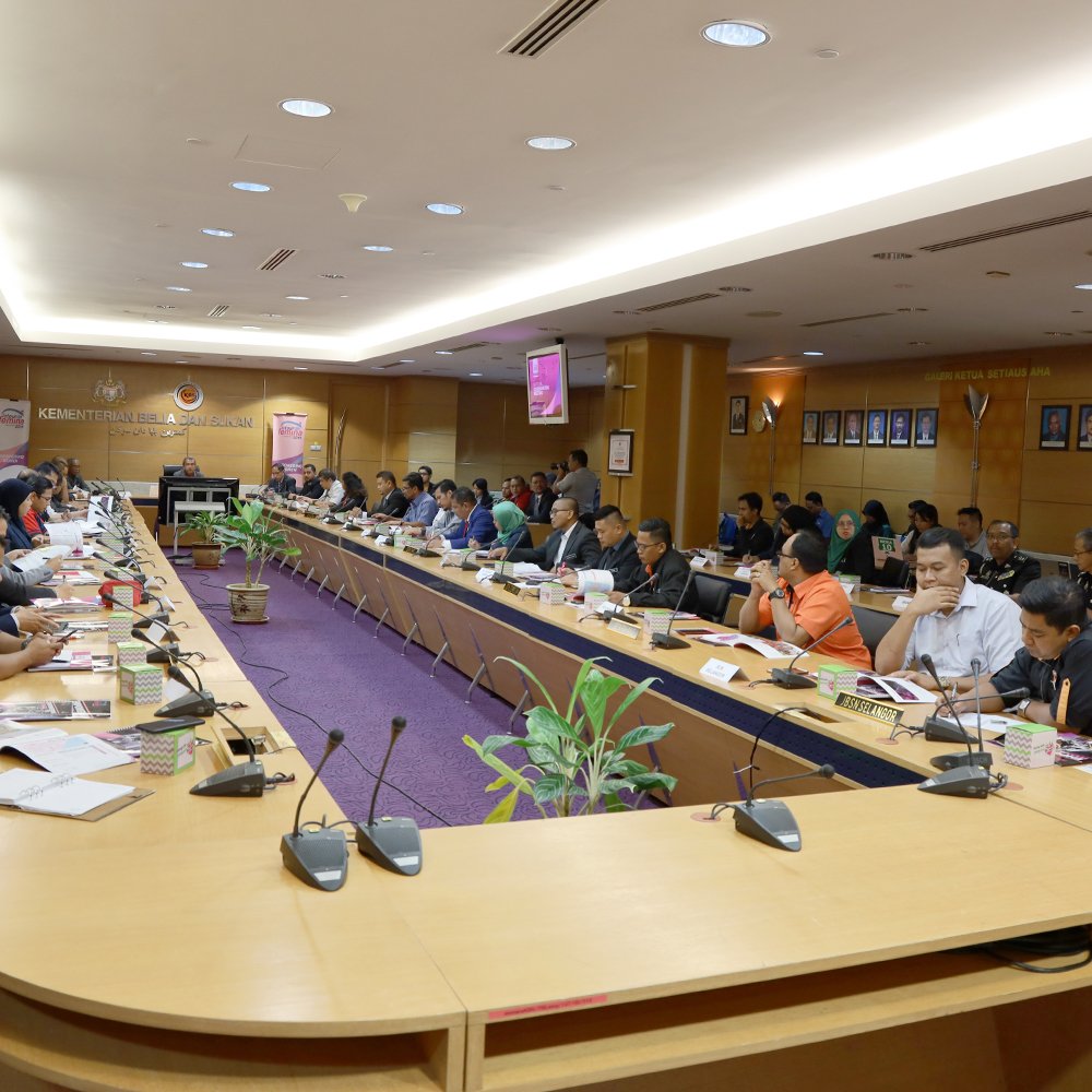 letourdefemina's tweet photo. Le Tour de Femina 2019 Planning and Alignment Meeting, July 23, 2019. Looking forward to work with all in making it a blasting event.
#letourdefemina #ltdf2019 #empoweringwomen #cycling #cyclingevent #malaysia https://t.co/XxkgXocQQF