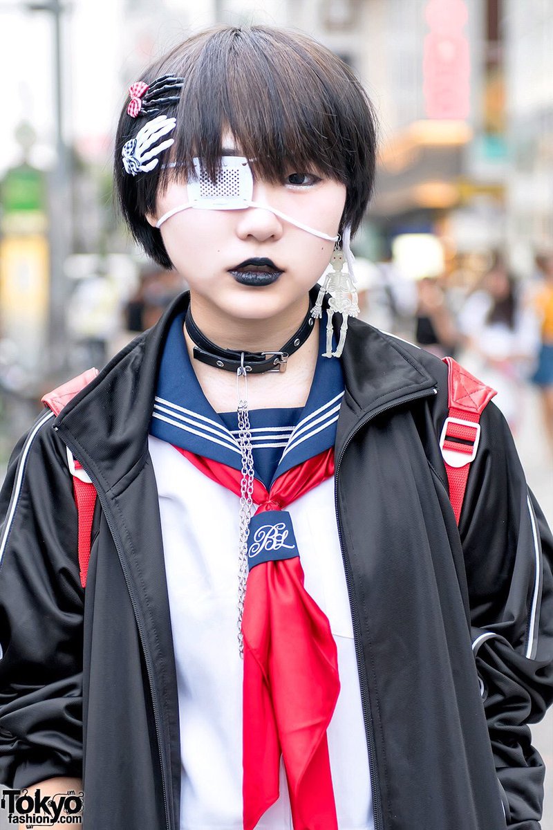 lemon_cham's tweet photo. れもんちゃんの成長録🥀
🖤2016~2019🖤 https://t.co/XoB0XeJbEB