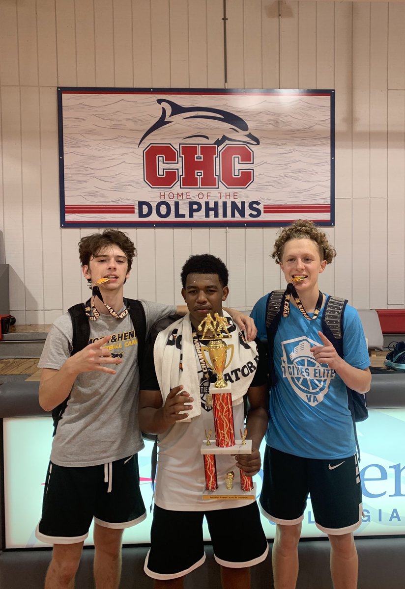 BombickT's tweet photo. Loved being back with my VA boys and winning again like we do so well!! #757hoops #7CitiesElite #family #championshipmentality https://t.co/hboePhHgU7