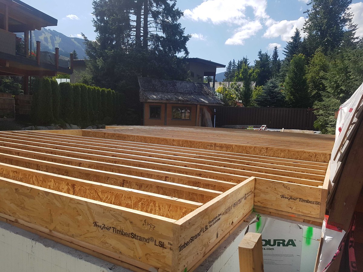 RDCFineHomes's tweet image. Floor almost ready for our #panelized @BASFCanada HP+ walls from Baywest Manufacturing @rz6955 @Make_It_Right