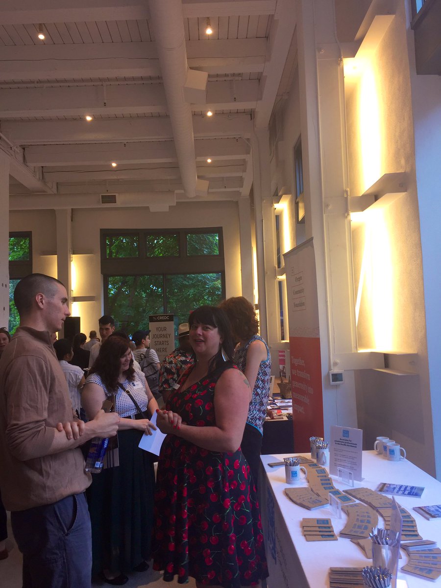 Macs_List's tweet photo. The Mac’s List team is excited to be at @diversitypdx’s Say Hey! event tonight for interns hosted by @WiedenKennedy 😄 #portlandnetworking https://t.co/v8hEHUSAV6