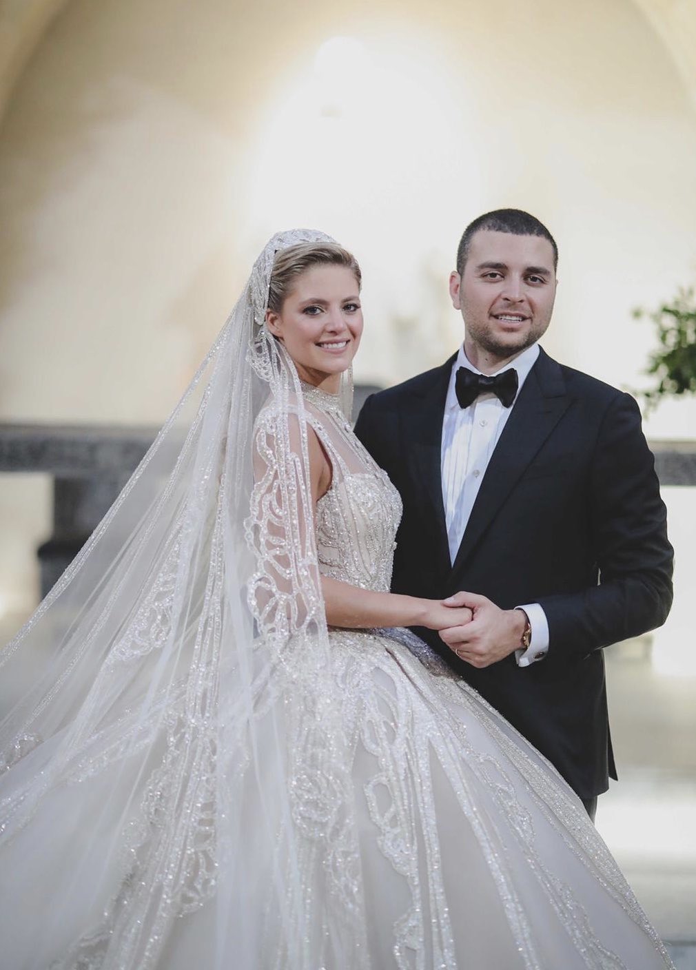 Elie saab junior wedding online