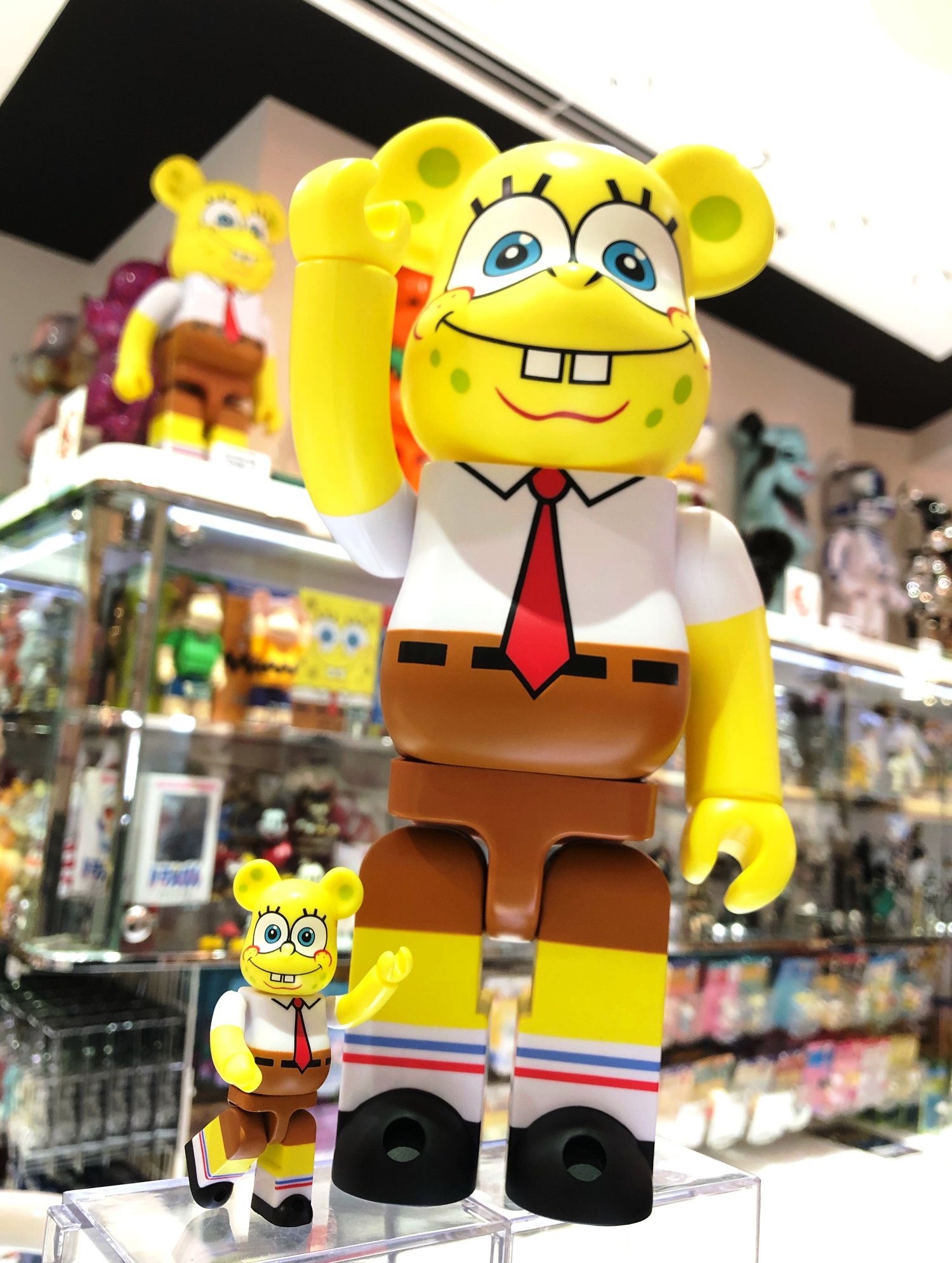 スポンジボブ ベアブリック1000% 美品 | monsterdog.com.br