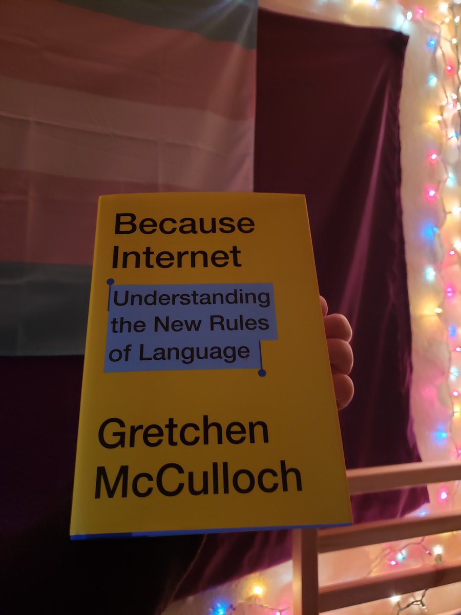 Squirrelis's tweet image. Yyyaaaaaaasssss! 
@GretchenAMcC #becauseinternetbook