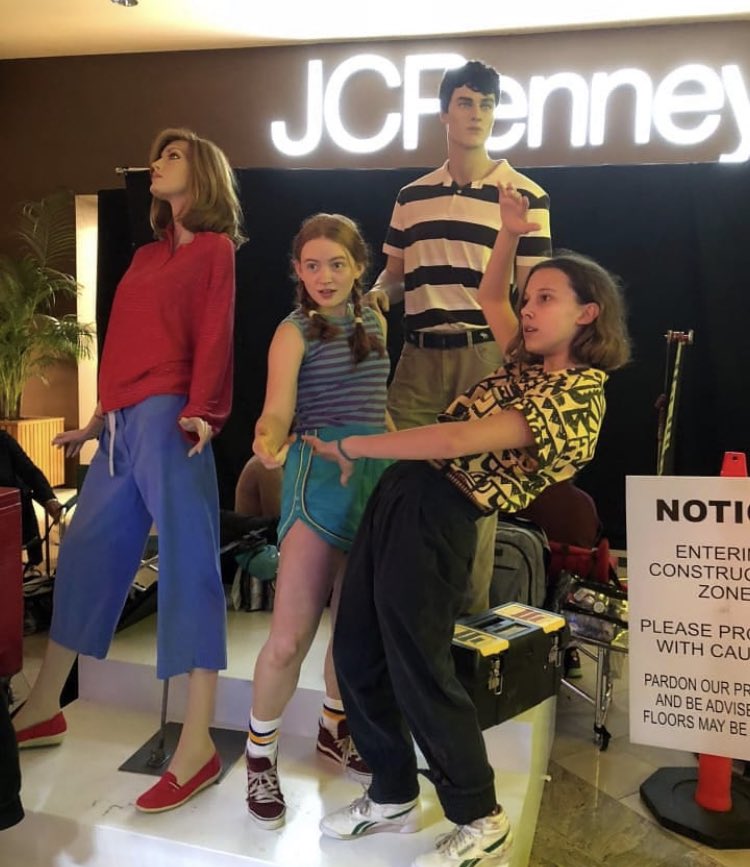 ClaraMilner1's tweet photo. Taking over JCPenny with @Scar_Woodsen https://t.co/DhBs4Ewu8D