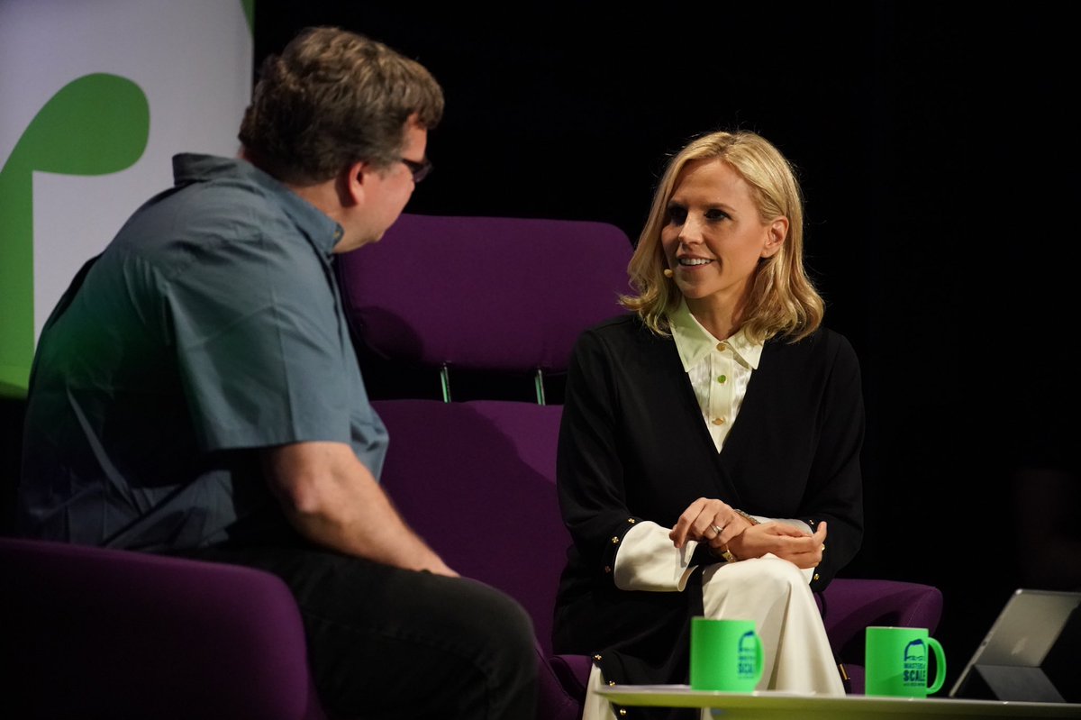 Great conversation tonight for the first-ever live recording of <a href="/mastersofscale/">Masters of Scale</a> with <a href="/reidhoffman/">Reid Hoffman</a>. Stay tuned for the episode — coming in September! #MoSLive #EmbraceAmbition <a href="/ToryBurchFdn/">Tory Burch Foundation</a> <a href="/thoughtxchng/">ThoughtExchange</a>