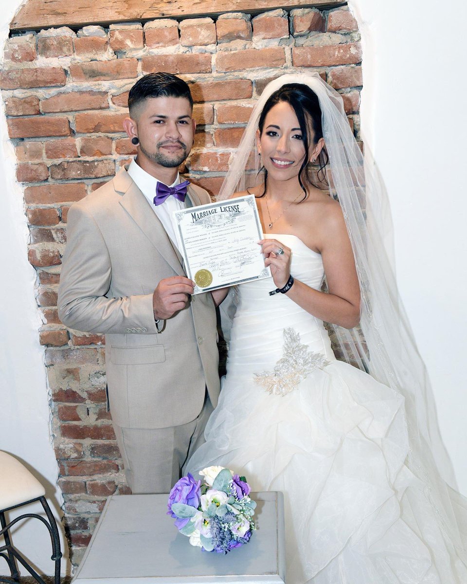 AliWil13's tweet photo. I’m married! 💎 https://t.co/GHcg6SetLG