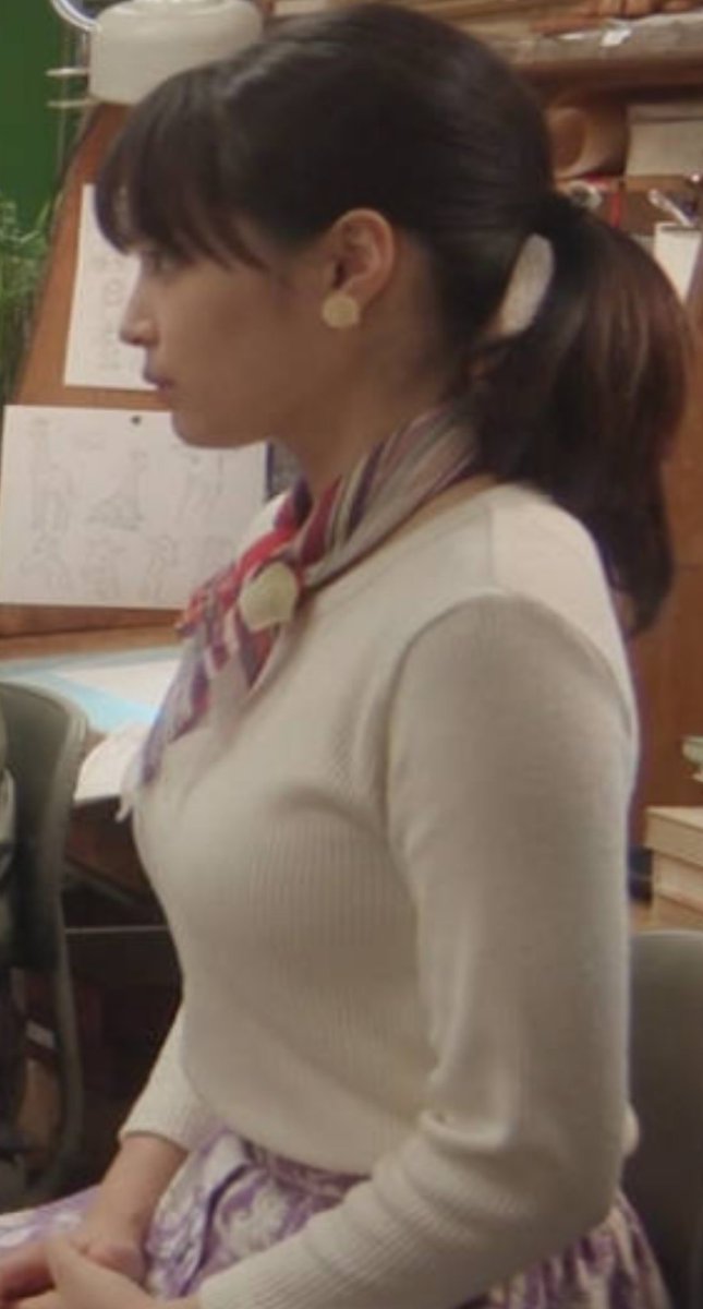 広瀬 すず 巨乳