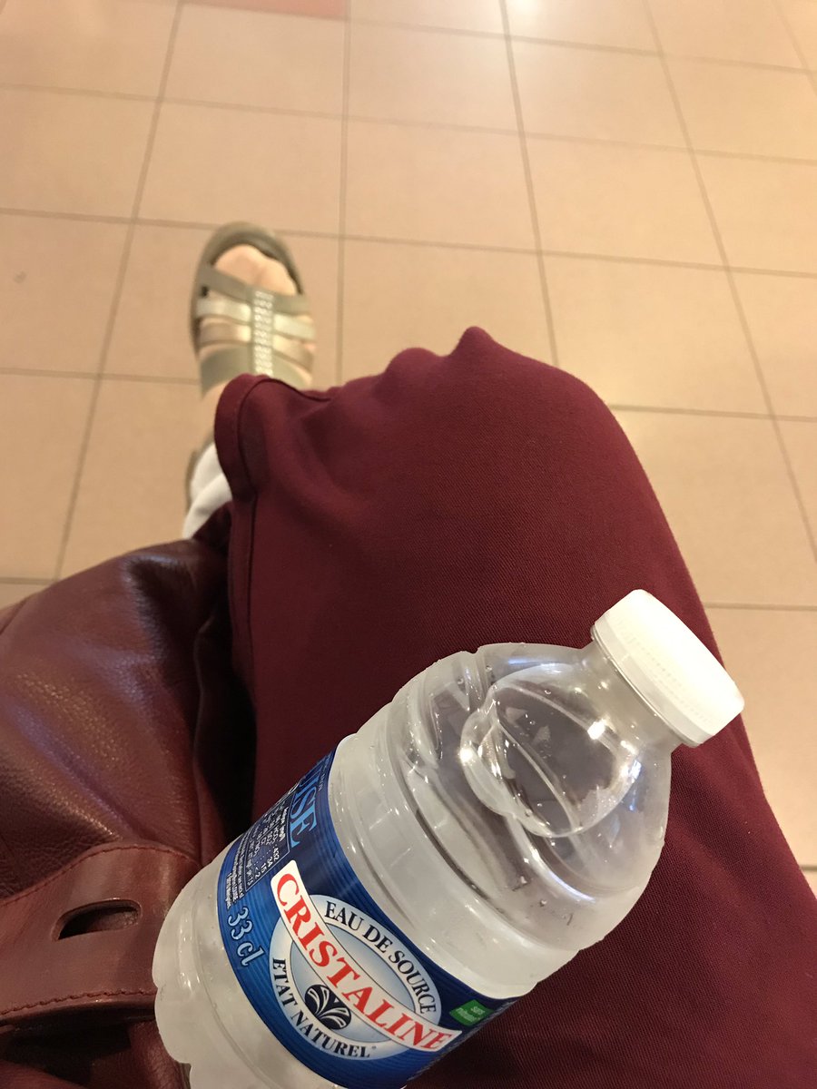 Goede actie van <a href="/bovenij/">BovenIJ ziekenhuis</a> #hitteplan 👏👏#water #drinkvoldoende