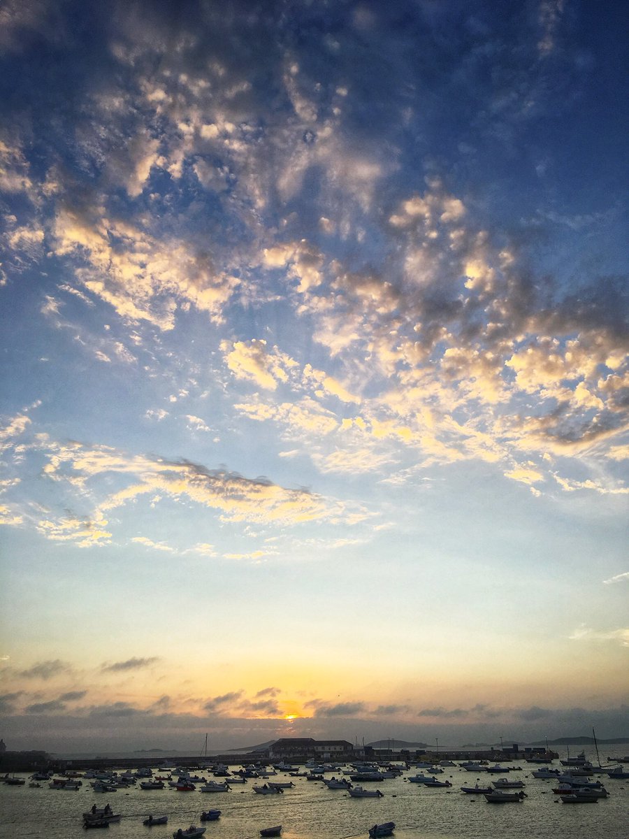 10TheStrand's tweet image. Last night’s sunset from #10TheStrand #IslesofScilly @visitIOS