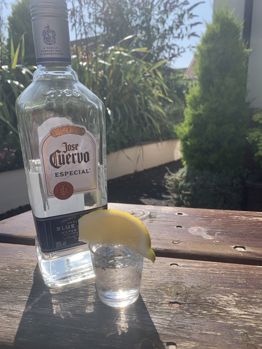 It’s National Tequila Day! And we are #startingearly #tequilasunrise #seamerswills 🧂🍋🥃