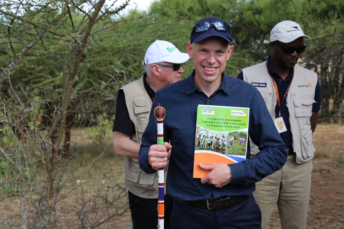 WorldVisionKE's tweet photo. @WorldVision President &amp; CEO,@andrewmorley0 demonstrated Farmer Managed Natural Regeneration in Kajiado-Kenya recently. #FMNR is a cost effective farmer driven approach to restoring land &amp; livelihoods🌲. It builds resilience to climate change which largely puts children at risk. https://t.co/vnSgF1nxjA