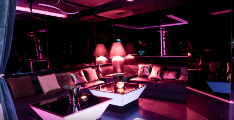 ¿A quién le apetece conocer la discoteca más cool de Marbella? Es #blessmarbella y en este post de #thecoolplan os cuento cómo es y la fiesta de este fin de semana. thecoolplan.com/las-noches-de-… #ocio